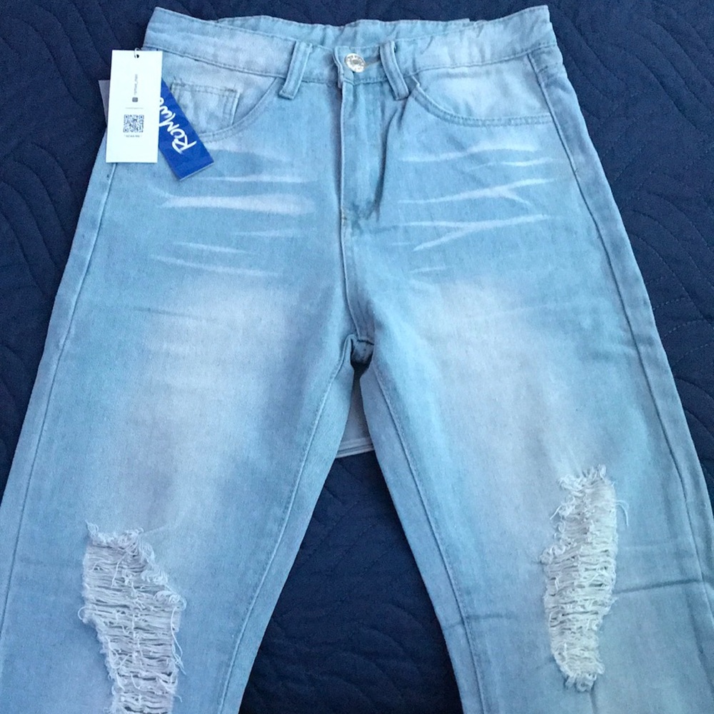 Guys Ripped Skinny Jeans